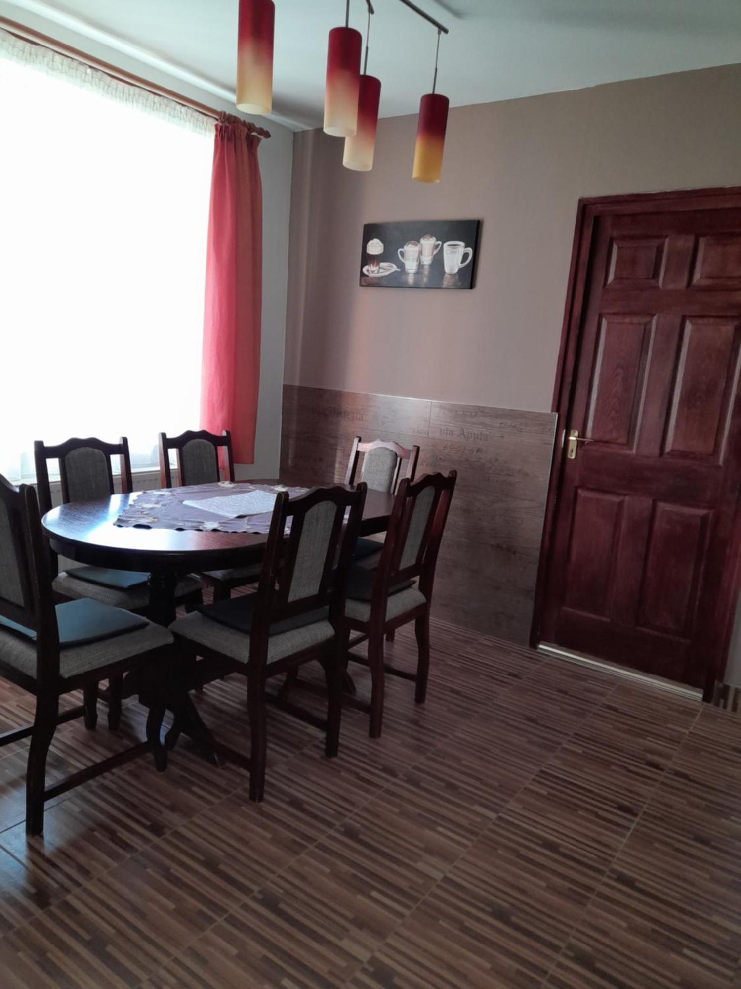 Vadrozsa Vendeghaz-Apartman Demjen Exterior photo