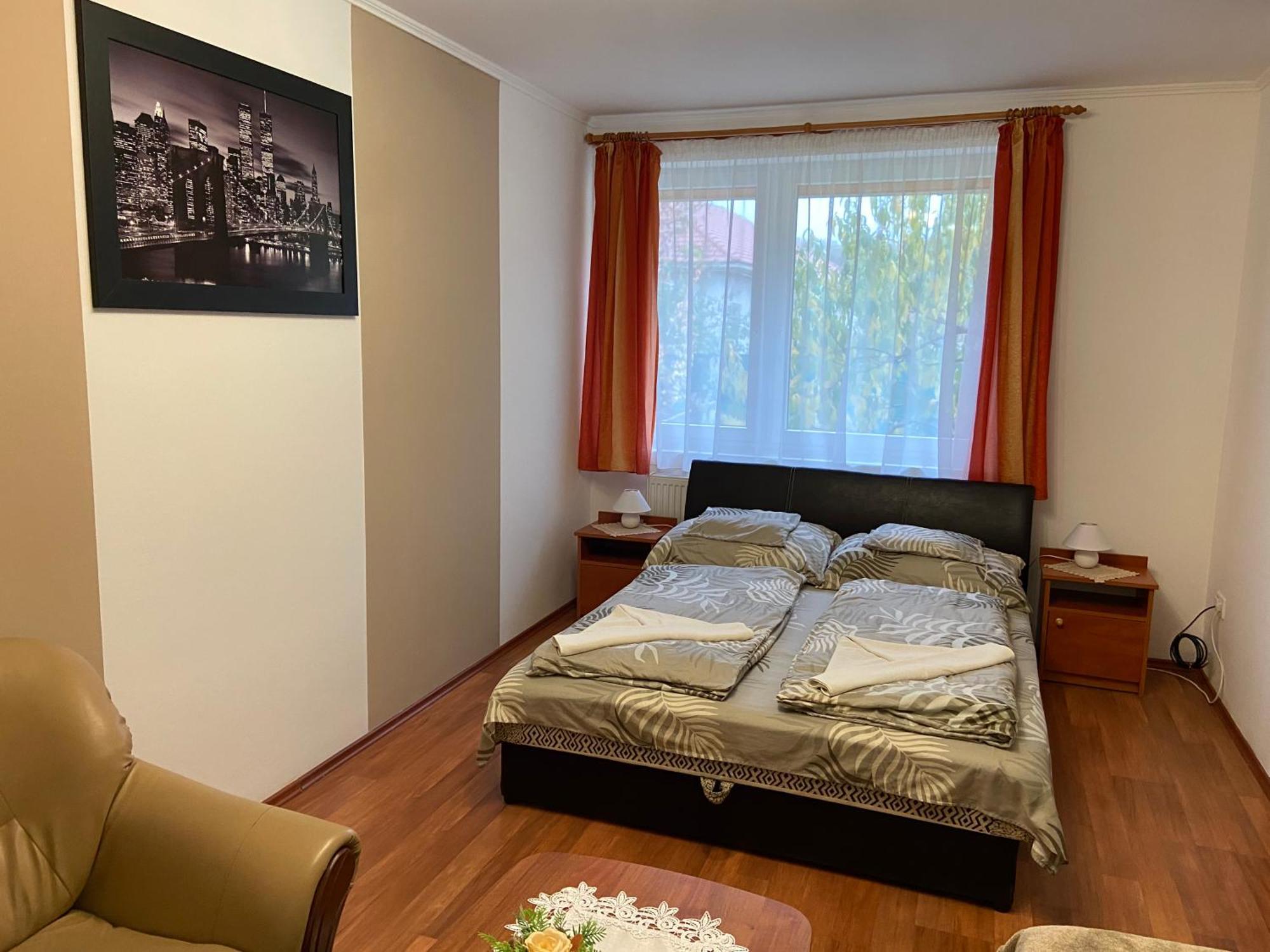 Vadrozsa Vendeghaz-Apartman Demjen Exterior photo