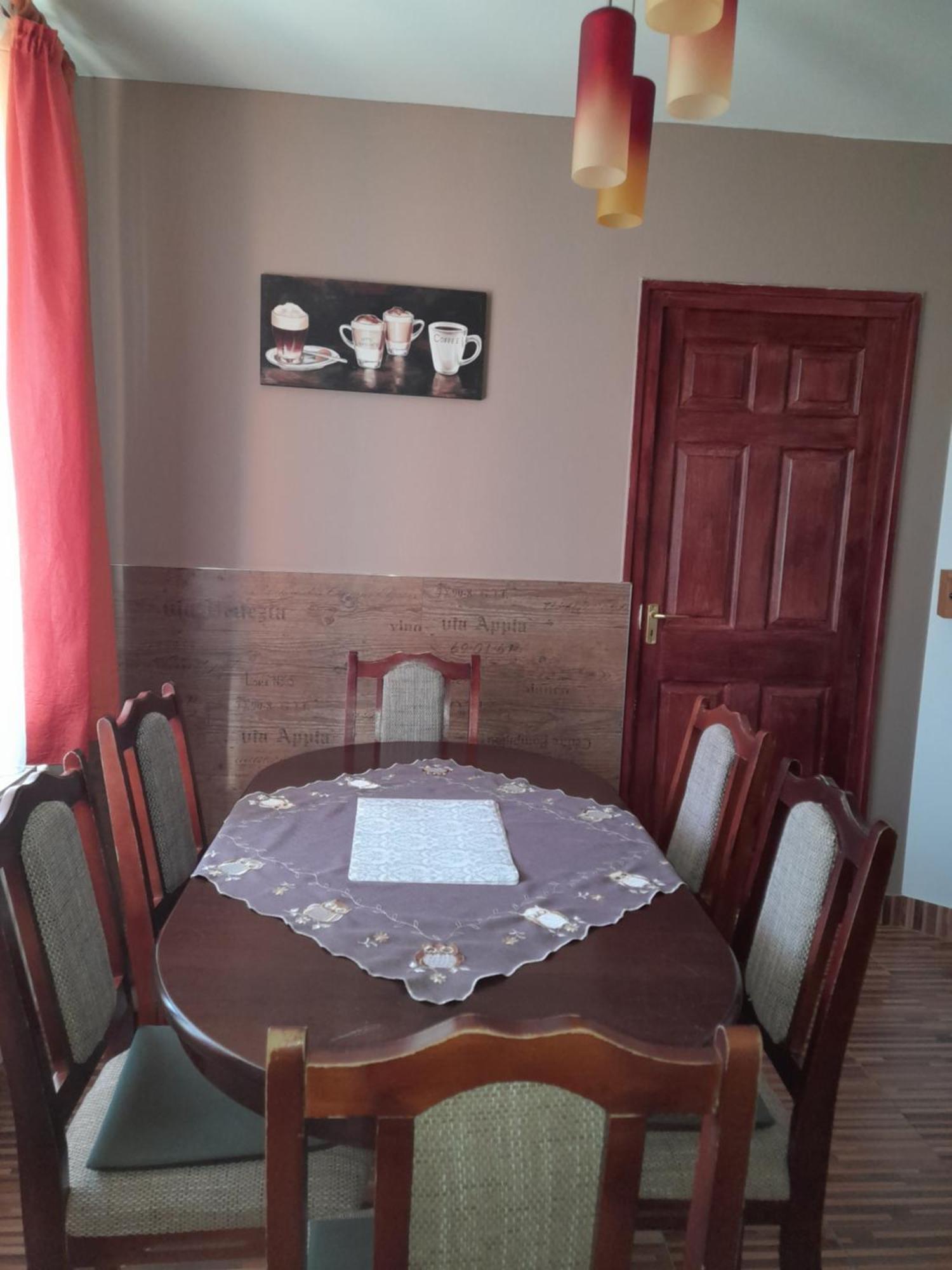 Vadrozsa Vendeghaz-Apartman Demjen Exterior photo